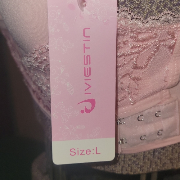 Sports Bra - Picture 3 of 5